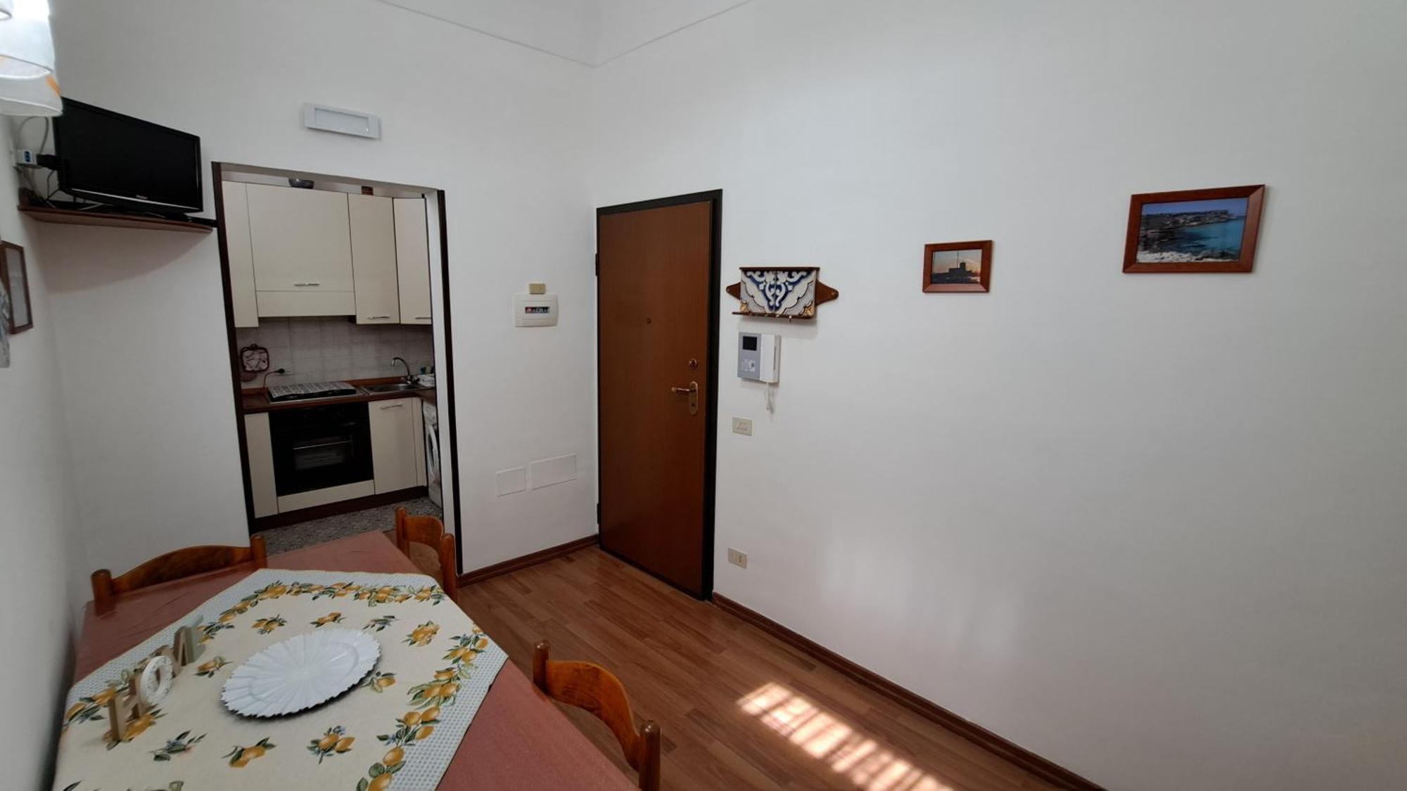 Apartamento La Casa Di Paoletta A Due Passi Dal Mare Trapani Exterior foto