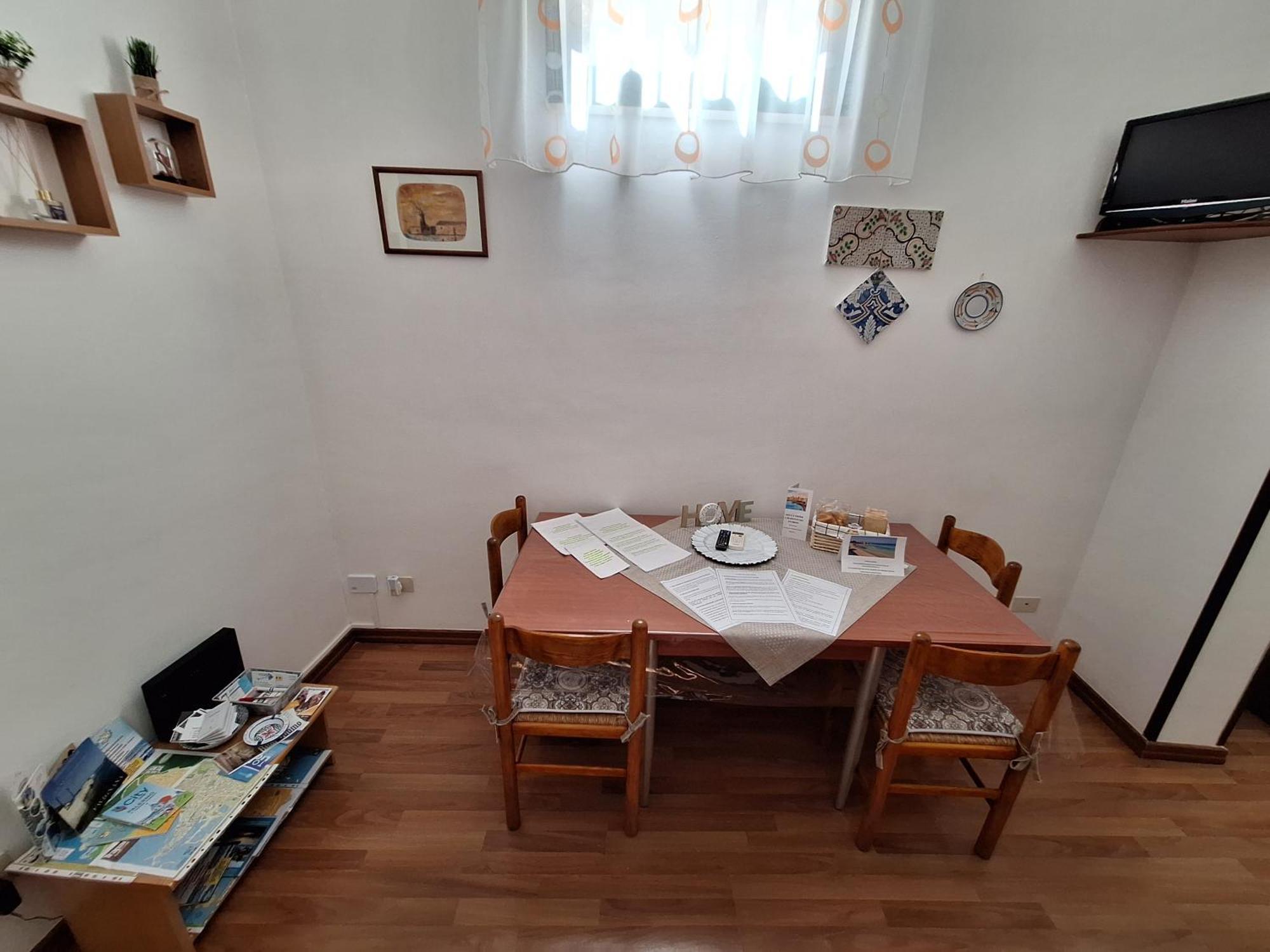 Apartamento La Casa Di Paoletta A Due Passi Dal Mare Trapani Exterior foto