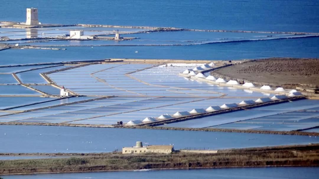 Apartamento La Casa Di Paoletta A Due Passi Dal Mare Trapani Exterior foto